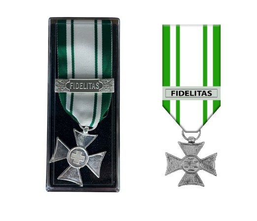 Croce di Anzianità Servizio Argento XV anni FIDELITAS Croce Rossa Italiana CRI Prodotto Italiano SCATOLA REGALO Art. CRI-XV