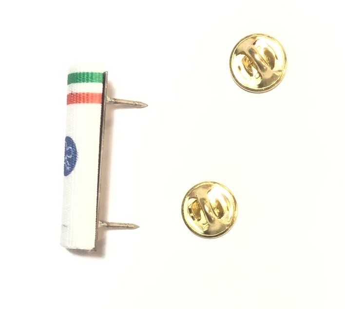 Nastrino In Tessuto Vaccinato Se Ne Possono Tutti Coloro Che Si Sono Fatti Vaccinare Art Vaccino Nastrino Completo Nastrino Bombato O Piatto 37 Mm Prodotto Italiano Diametro Cm 0 80 Materiale Ottone E