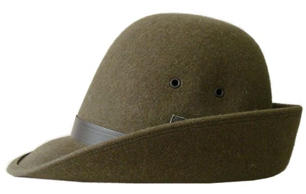 Cappello Alpino Truppa Completo Con Fregio Ricamato e Penna Art.Tuscan-Alp  Crealo Tu Agiungendo i dettagli Il cappello alpino, simbolo e vanto di  questi gloriosi soldati delle montagne, ha visto la luce nel