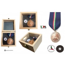 Medaglia Scatola Regalo in Legno con Pins  Merito di III Grado del Dipartimento Protezione Civile Pubblica Benemerenza Art. SCATOLA-R-PC